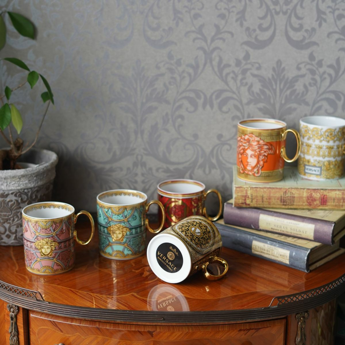 ローゼンタール ヴェルサーチェ／ヴェルサーチ VERSACE メドゥーサ アンプリファイド マグカップ オレンジ 300ml