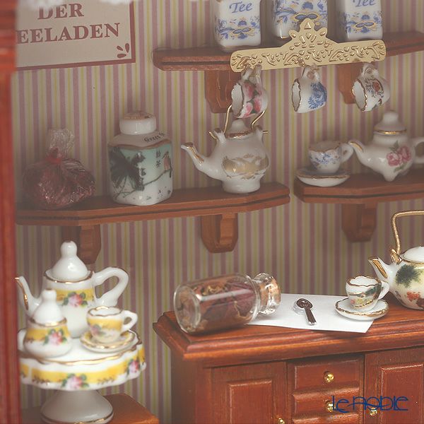 ロイター・ポーセリン ティー ショップ 001.700／9 ミニチュア ピクチャーボックス M ガラス板付