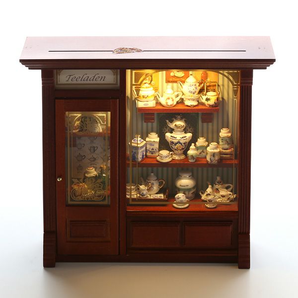 ロイター・ポーセリン ティー ショップ 102.798／2 LEDライト付 ミニチュア ピクチャーボックス L