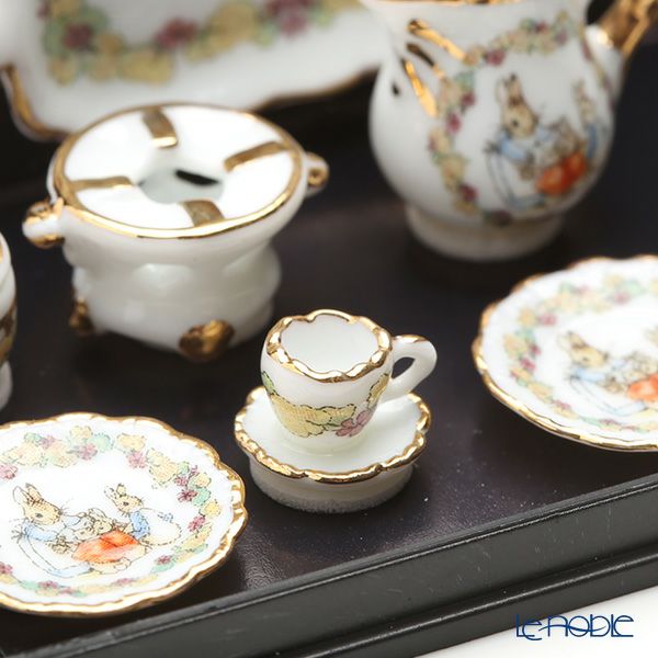 ロイター・ポーセリン ビアトリクスポター 057.361／6 フラワー ミニチュア ティートレイセット