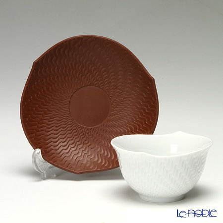 マイセン（Meissen） 波の戯れホワイト 000001／c2925 2人用 日本茶セット（ベットガーセッ器ソーサー 2客＆トレイ付 7ピース）