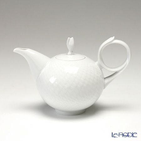 マイセン（Meissen） 波の戯れホワイト 000001／c2925 2人用 日本茶セット（ベットガーセッ器ソーサー 2客＆トレイ付 7ピース）