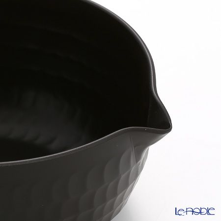 以為（おもえらく） 片口 やっとこ槌目 3寸5分 黒 300ml 【直火用】