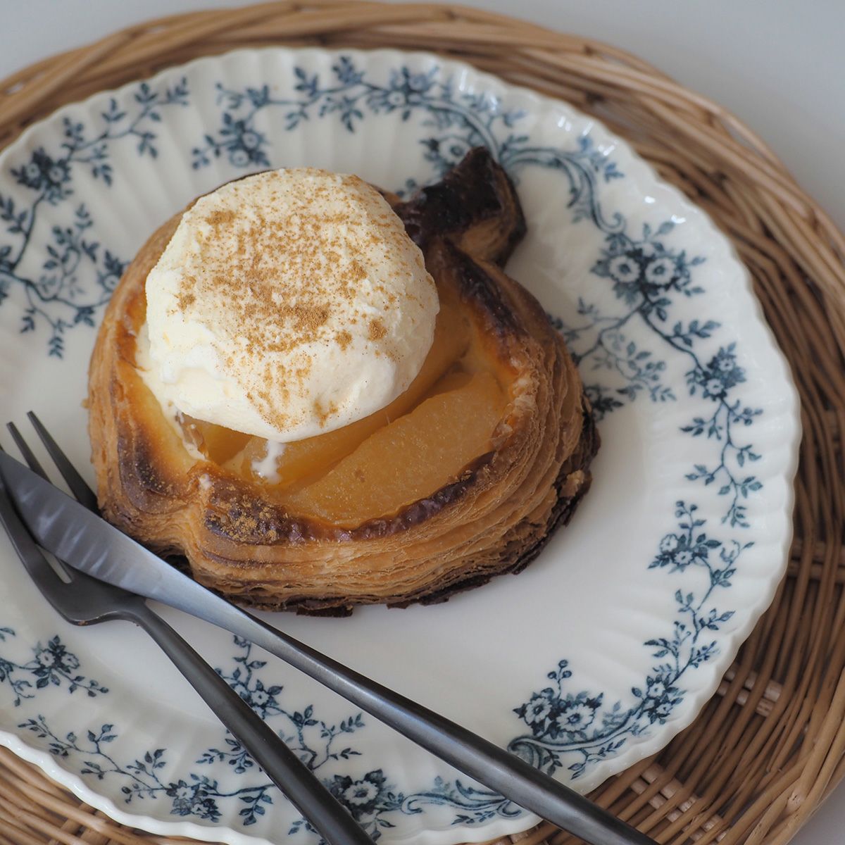 マルミツポテリ スタジオエム オードリー プレート 20cm インディゴ