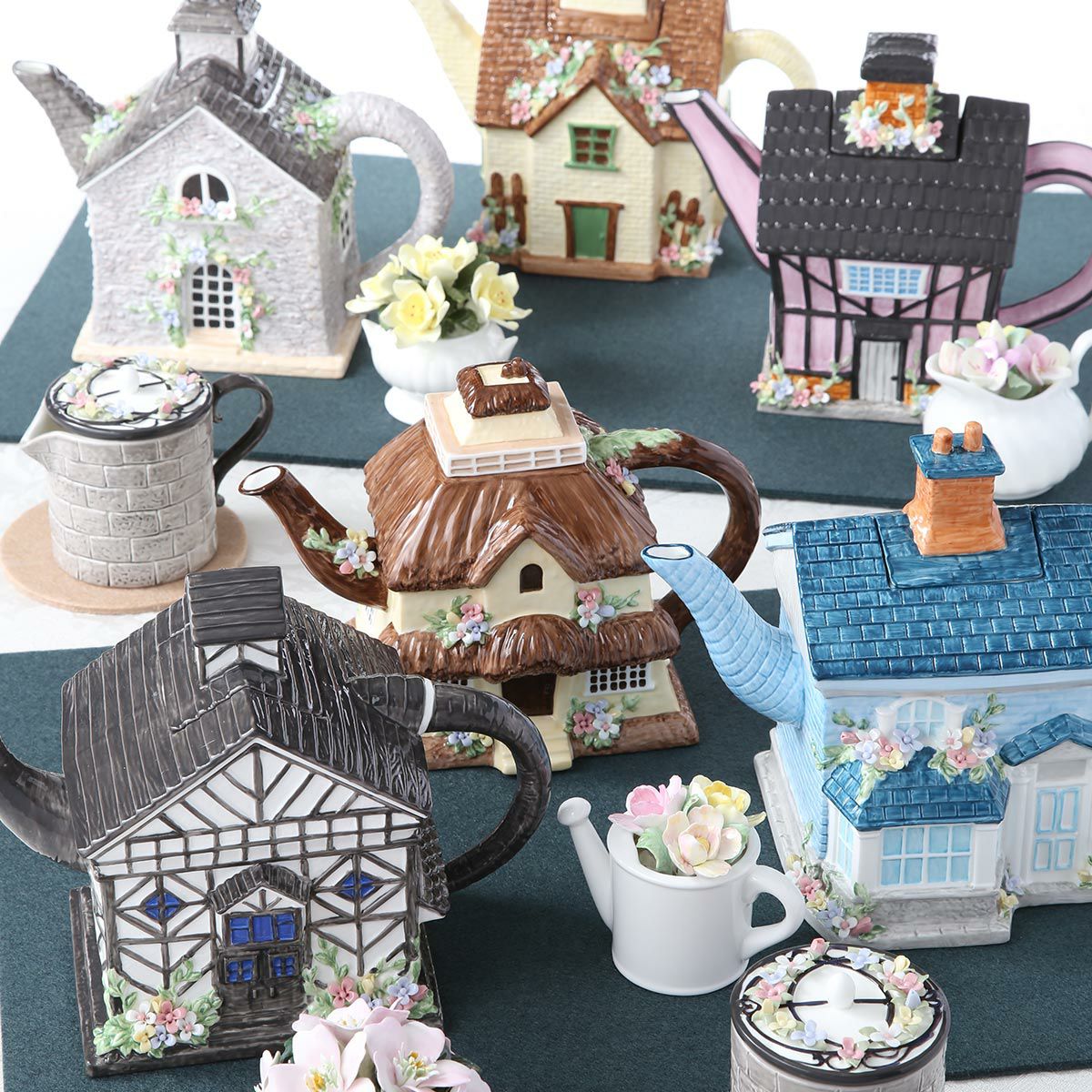 エインズレイ イギリスの家ティーポット チャリスの井戸 クリーマー 150ml