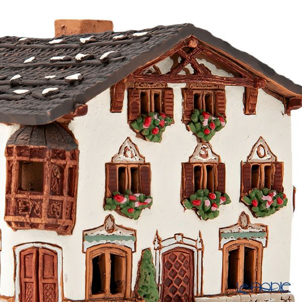 北欧リトアニア製陶器 ミデーネ MIDENE ミニチュアハウス 煙突＆香台付 ドイツ ガルミッシュ-パルテンキルヒェン B265AR