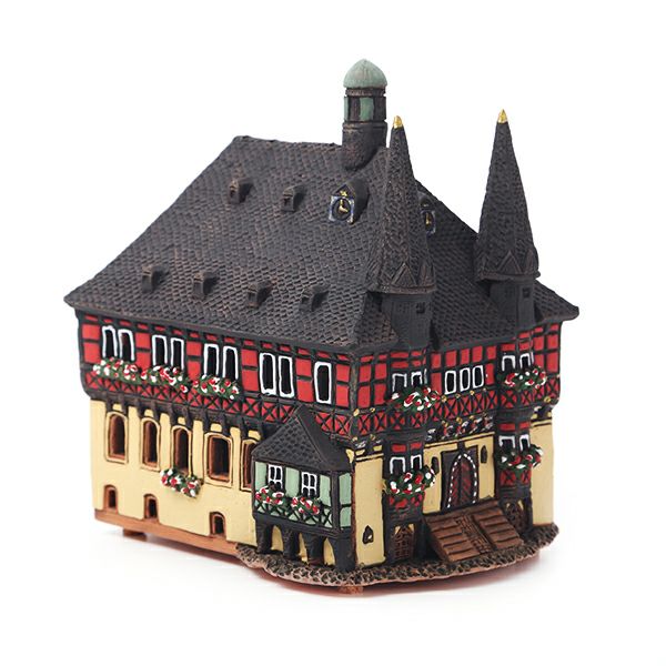 北欧リトアニア製陶器 ミデーネ MIDENE ミニチュアハウス 香台付 ドイツ ヴェルニゲローデの市役所 14cm B314N