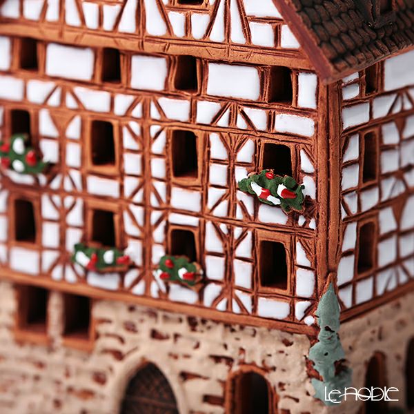 北欧リトアニア製陶器 ミデーネ MIDENE ミニチュアハウス 煙突＆香台付 ドイツ ニュルンベルクのピラトゥスハウス 15cm B338AR