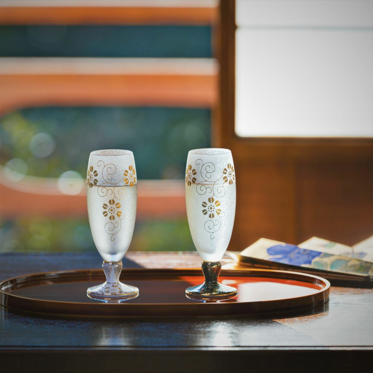 石塚硝子 プレミアムニッポンテイスト みぞれ九谷 青粒鉄仙 ショートステムグラス 125ml 木箱入 9416