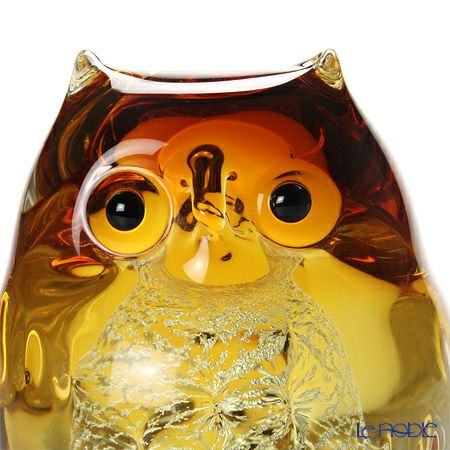 津軽びいどろ 親ふくろう F-62124 アンバー 金 木製台座付 10.5cm