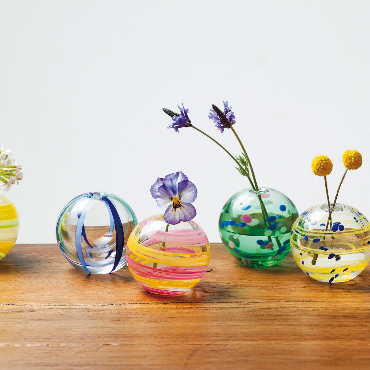 津軽びいどろ 一輪挿し／花瓶 彩手毬（いろてまり）青葉 F-71266