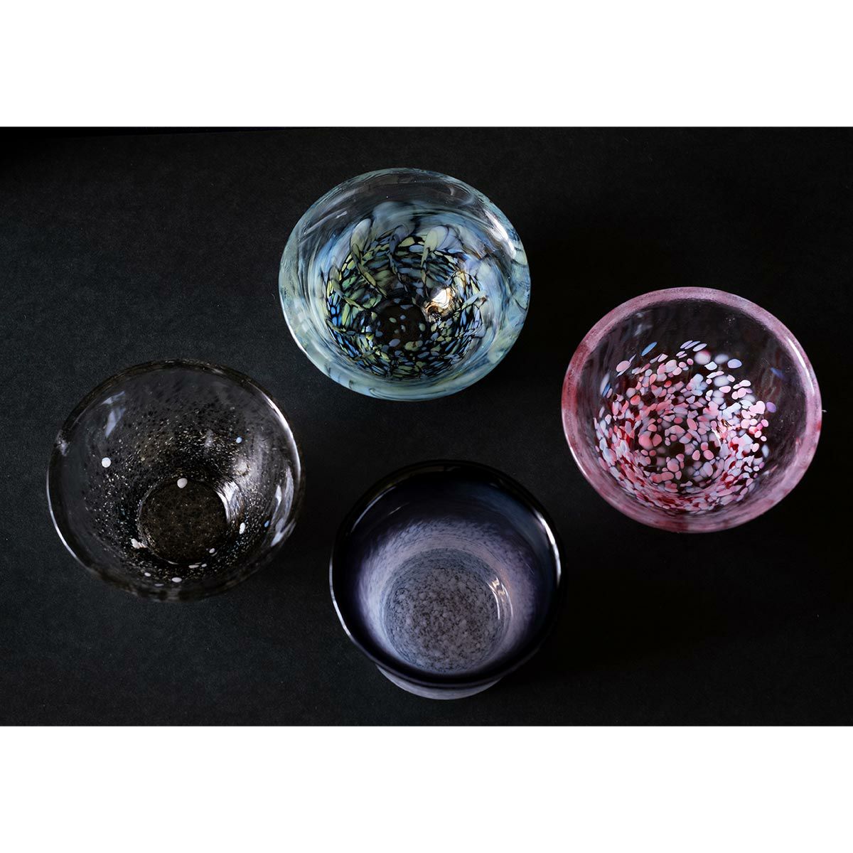 津軽びいどろ あおもりの肴 盃（酒器）セット FS-71593 4点揃え（真鯛・鮪・鯖・鮃）