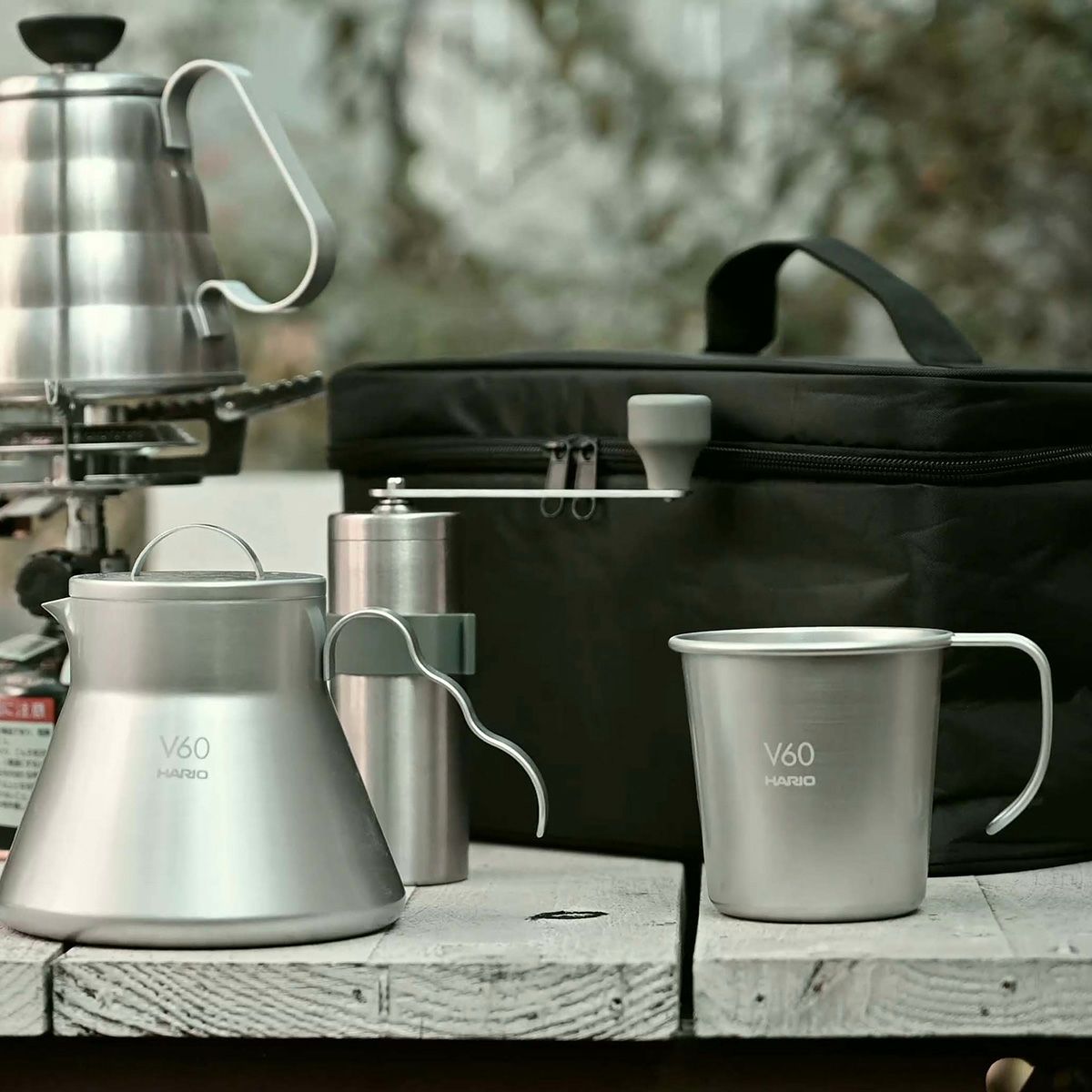 ハリオ アウトドア V60 メタルコーヒーミル O-VMM-1-HSV 1～2杯用