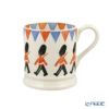 エマ・ブリッジウォーター TROOPING THE COLOUR マグカップ 340ml 24AW