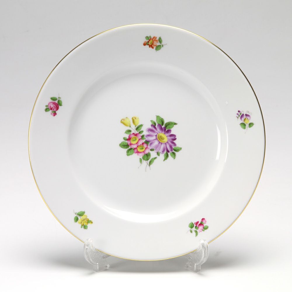 アウガルテン（AUGARTEN） シンプルブーケ（5052F） エゾギク（アスター） プレート 20cm（001）