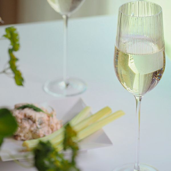 Le Vin ル・ヴァン アメージング シャンパングラス 満210ml H22cm