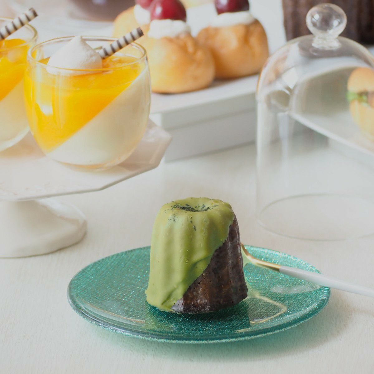 Vetro Felice ヴェトロ フェリーチェ グリッター プレート 14cm アクアブルー