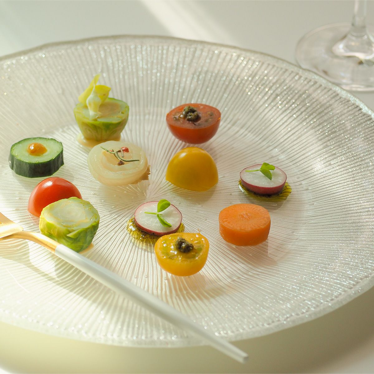 Vetro Felice ヴェトロ フェリーチェ コスモ プレート 28cm ホワイトパール