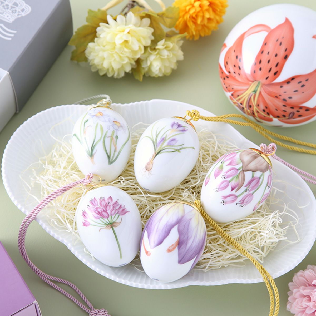 ロイヤルコペンハーゲン（Royal Copenhagen）スプリングコレクション 2022 イースターエッグ ダフォディル ペタル -花びら- H6cm 1252061／1063274