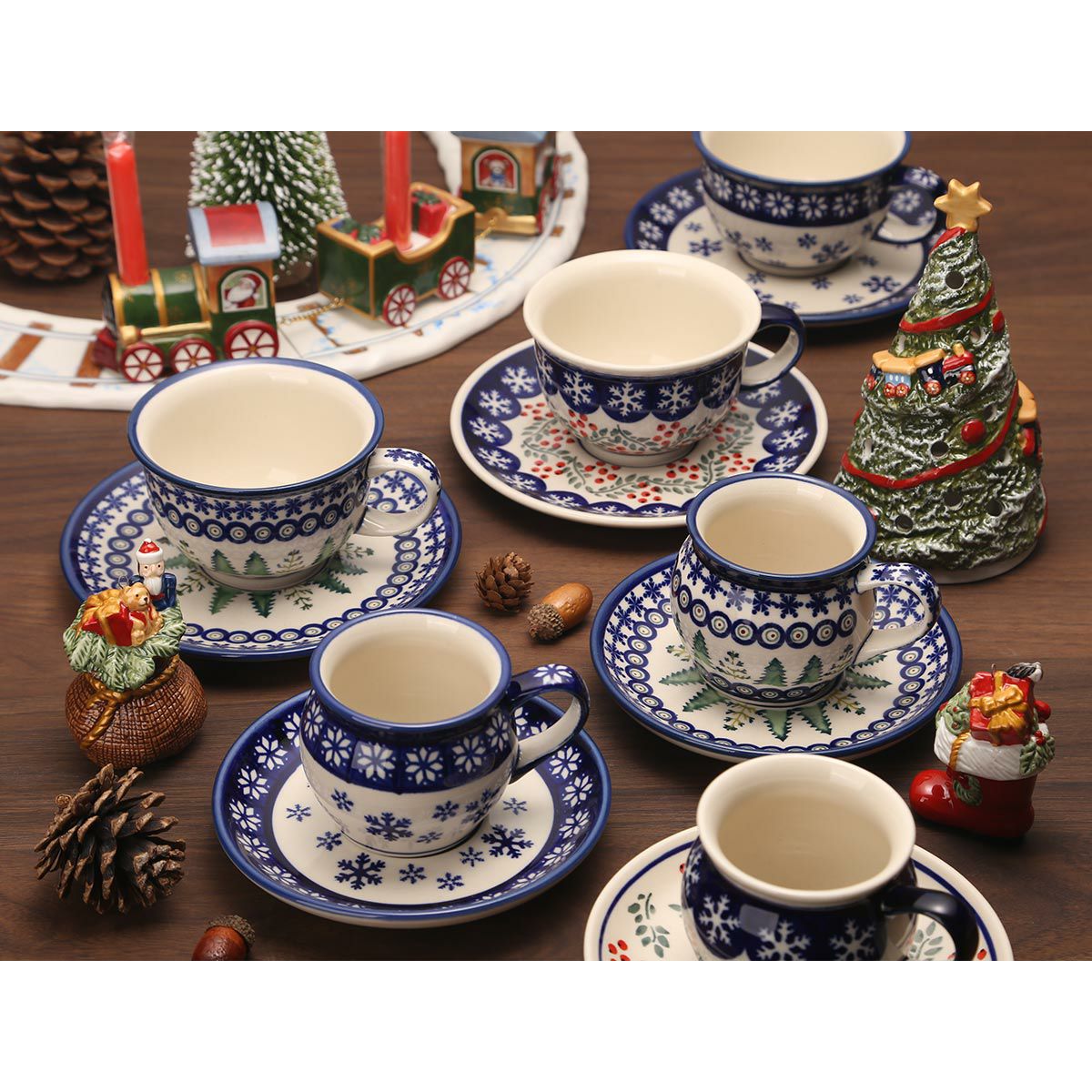 ポーリッシュポタリー（ポーランド陶器） ボレスワヴィエツ ティーカップ＆ソーサー 220ml／16cm XMAS／クリスマス（ひいらぎ） 775／836／1005