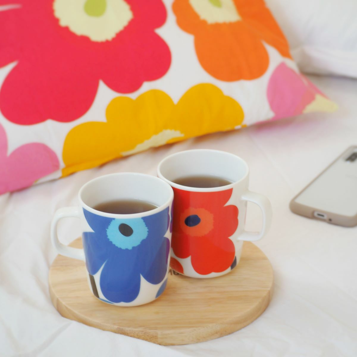 マリメッコ（marimekko） Unikko ウニッコ マグカップ 250ml ホワイト×ブルー 63431-017