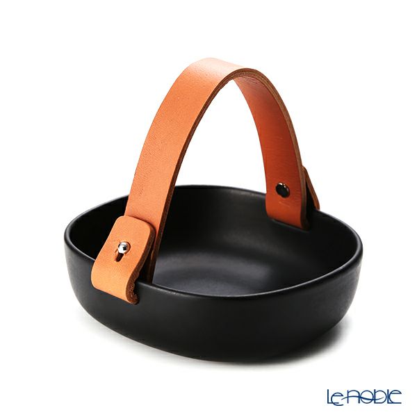 マリメッコ（marimekko） Pikku Koppa／Oiva オイヴァ セラミックバスケット ブラック 12×13cm 070557-900／20AW レザーハンドル付