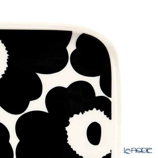 マリメッコ（marimekko） Unikko ウニッコ プレート 12.5×15.5cm（ホワイト×ブラック） 071067-190／21SS