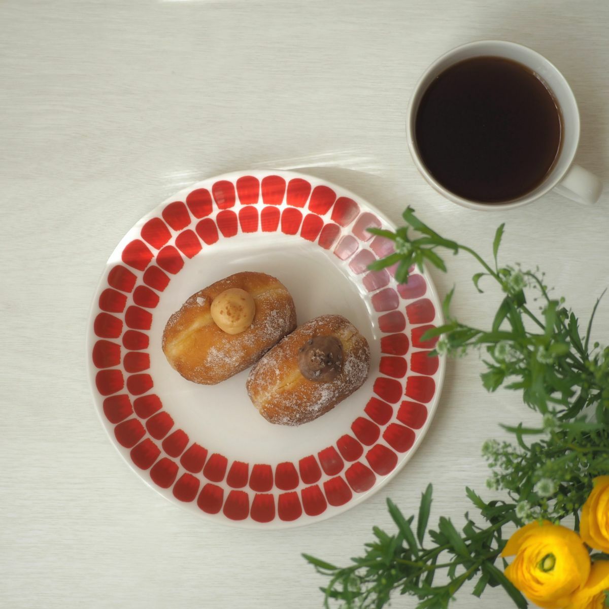 アラビア（ARABIA） 24h トゥオキオ TUOKIO レッド プレート 20cm 1055226