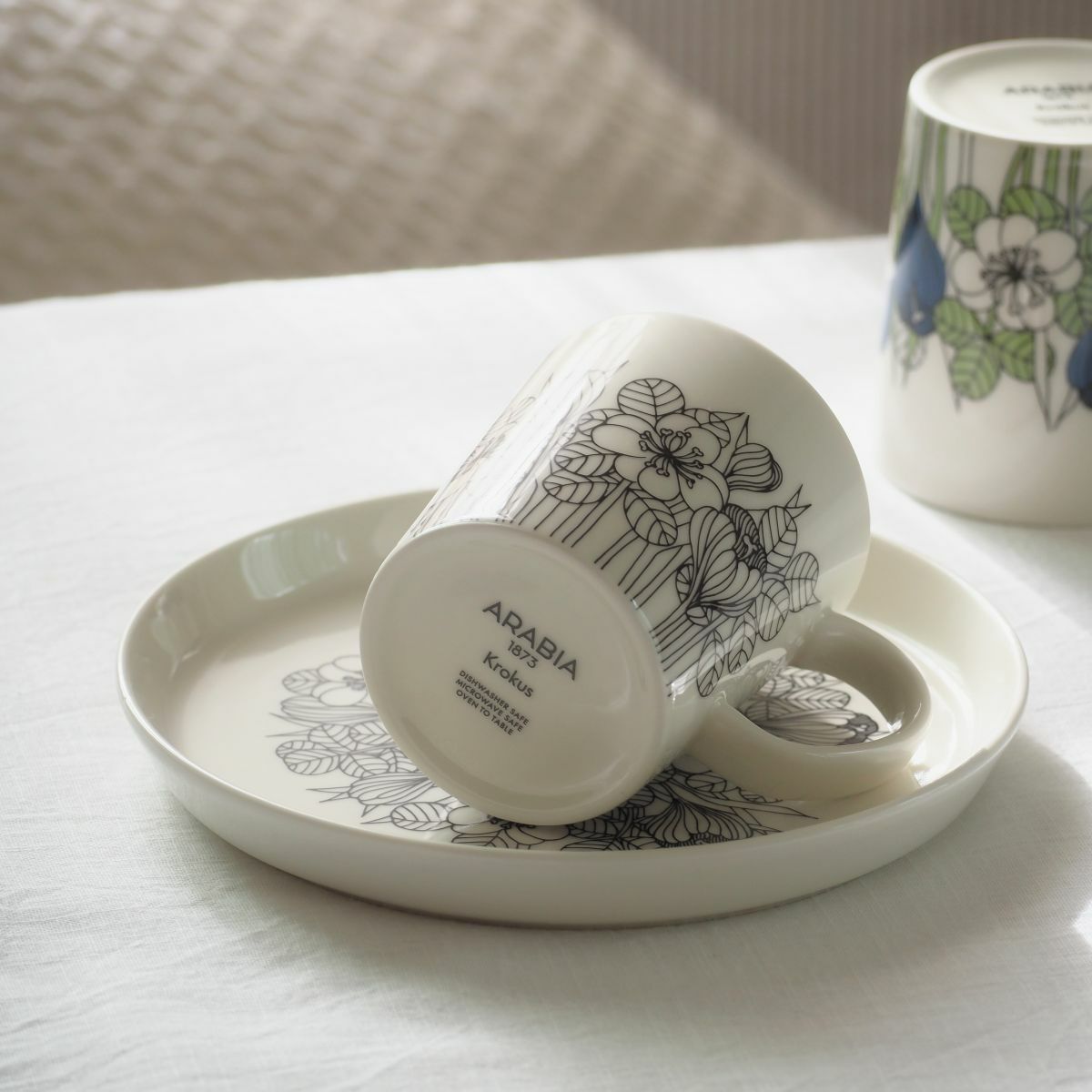 アラビア（ARABIA）クロッカス マグカップ 300ml ブラック 1062354