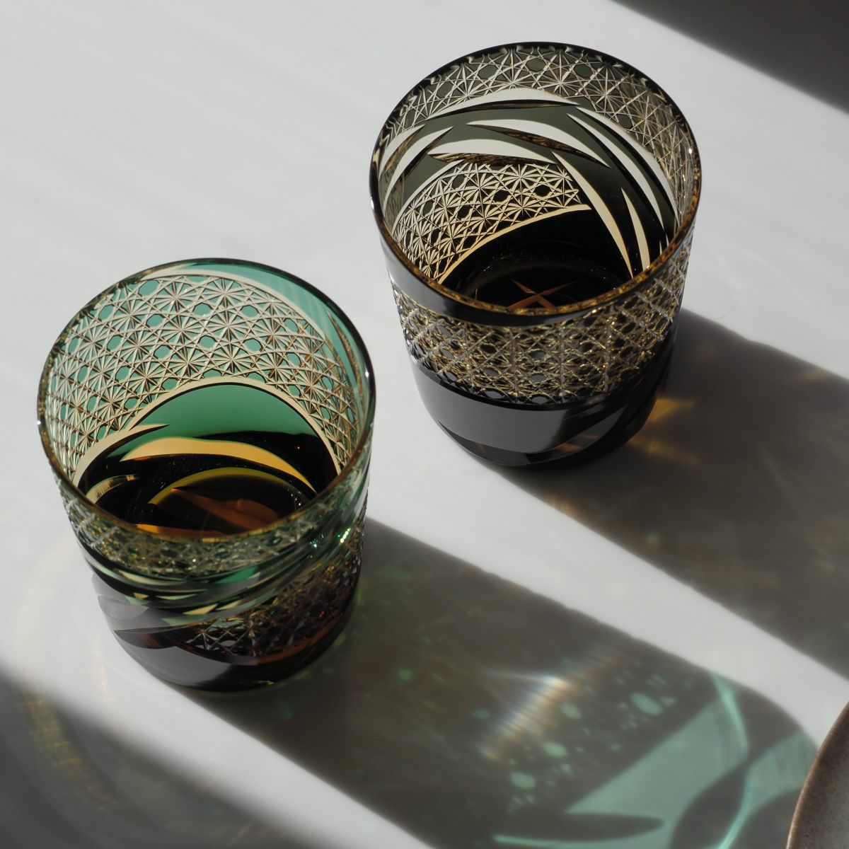 深川硝子工芸 小樽切子 雅 ロックグラス 黒琥珀