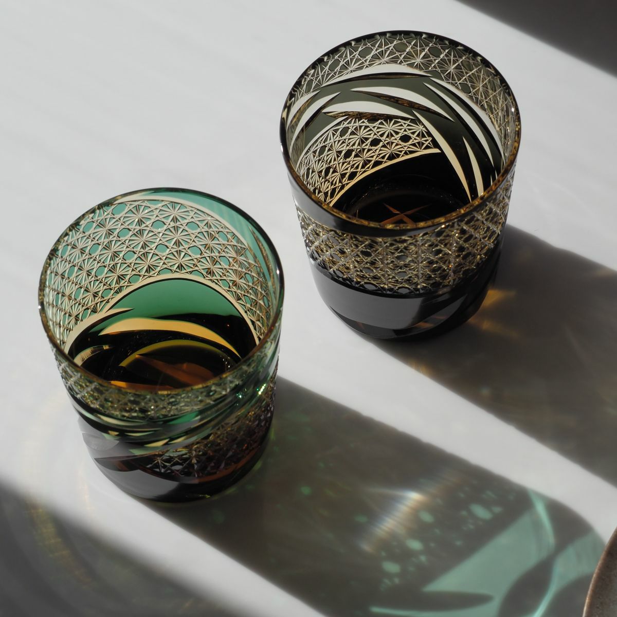 深川硝子工芸 小樽切子 雅 ロックグラス 緑琥珀