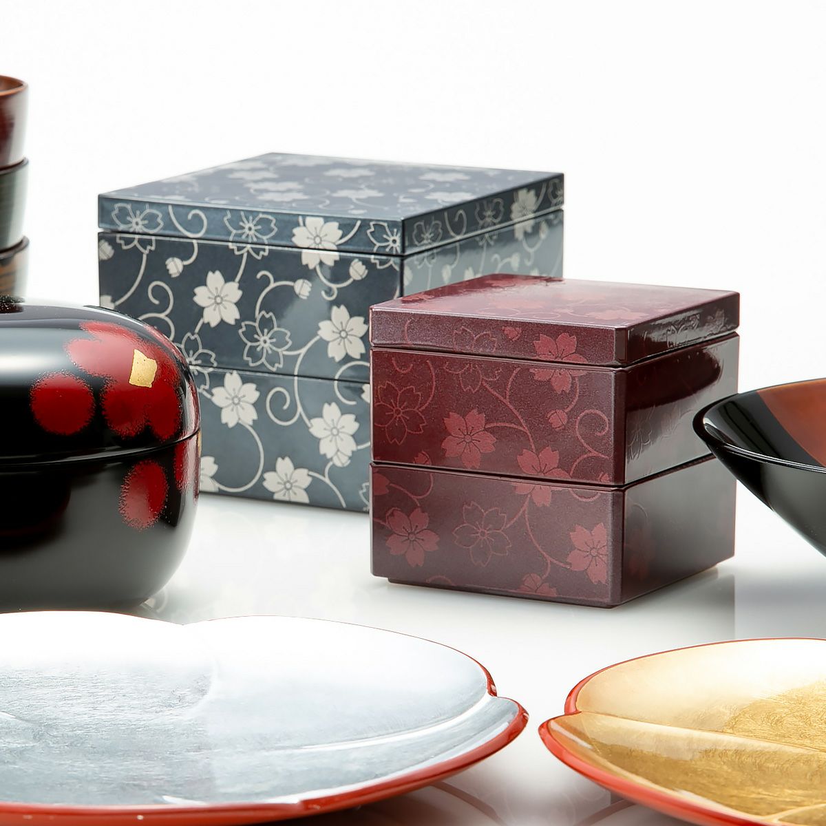 井助 漆器 二段重 桜唐草 朱（パール） 木紛加工品／ウレタン塗り 10.5×H9cm NC-675