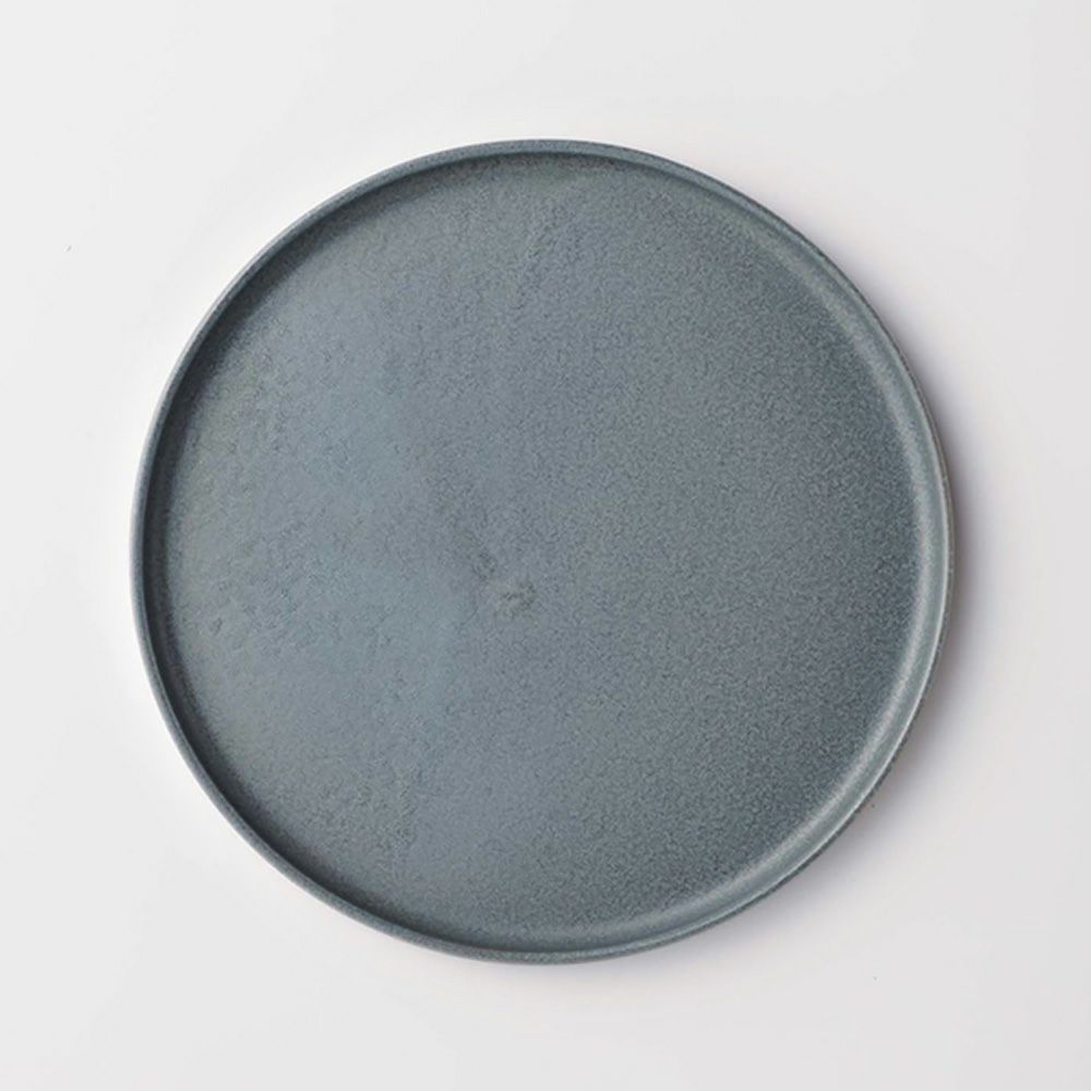 きほんのうつわ 切立プレート（高台付き） 灰 21cm 滝呂焼 ※原料の一部にリサイクル土を利用
