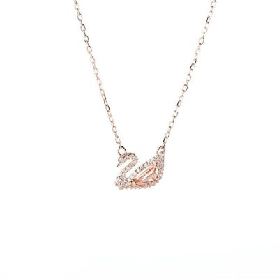 スワロフスキー ネックレス Swan スワン ピンク／ローズゴールド