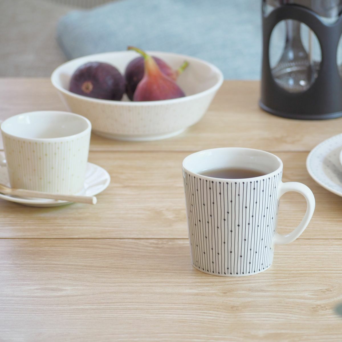 アラビア（ARABIA） マイニオ サラストゥス Mainio Sarastus ベージュ ディーププレート 23cm ＆ プレート（蓋）25cm セット