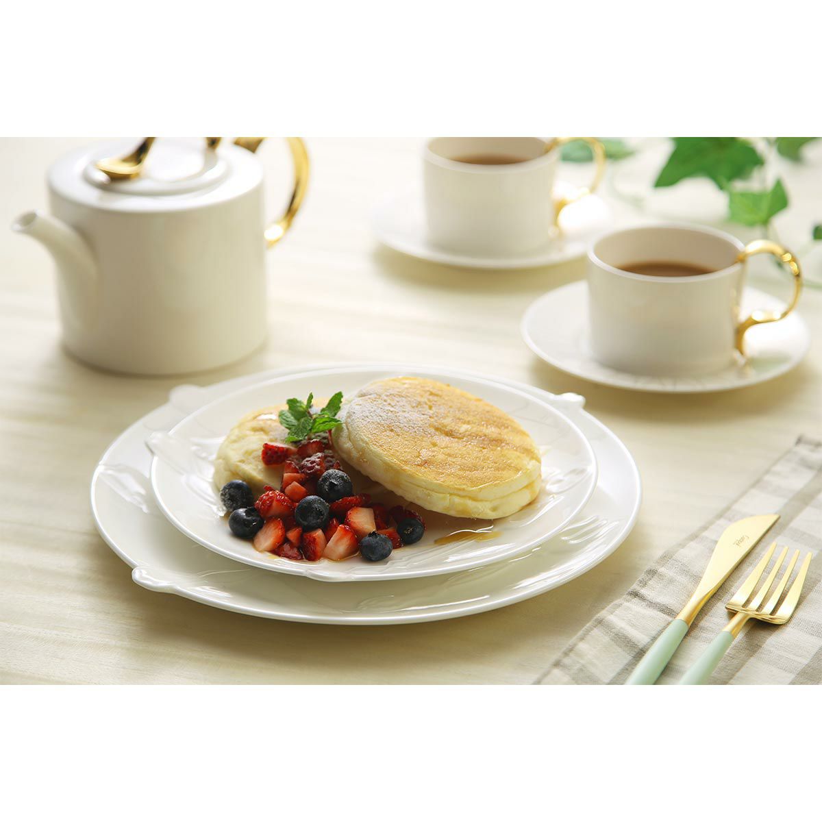 クチポール ゴア GOA セラドン／ゴールド デザート3点セット マット仕上げ 【ブランドボックス付】