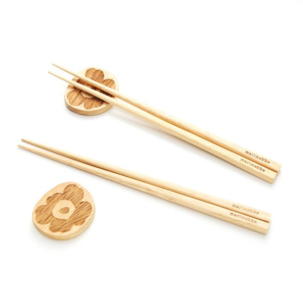 マリメッコ（marimekko） Unikko ウニッコ Chopstick Rest（木製箸置き）＆ Chopsticks（木製箸22.5cm） 2人用セット 19AW