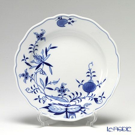 マイセン（Meissen） ブルーオニオン スタイル トリオセット（コーヒーカップ＆ソーサー、プレート 18cm）