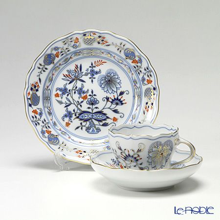 マイセン（Meissen） ブルーオニオン レッド＆ゴールド トリオセット