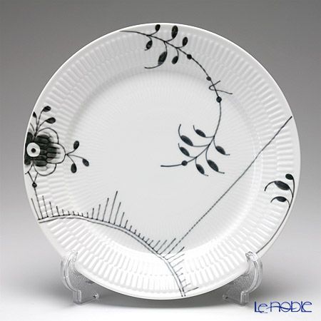 ロイヤルコペンハーゲン（Royal Copenhagen） ブラック フルーテッド メガ ディナープレート 27cm ペア 2542627／1017471