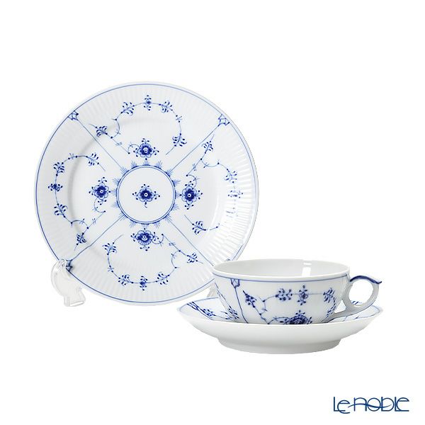 ロイヤルコペンハーゲン（Royal Copenhagen） ブルー フルーテッド プレイン トリオセット ティー