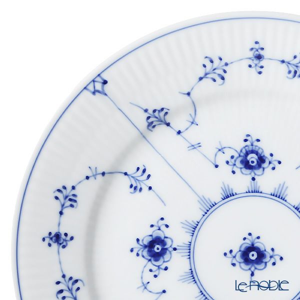 ロイヤルコペンハーゲン（Royal Copenhagen） ブルー フルーテッド プレイン トリオセット ティー