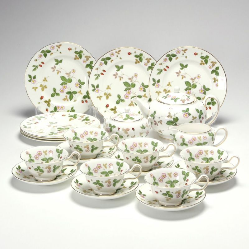 ウェッジウッド（Wedgwood） ワイルドストロベリー 23ピースセット（ピオニー・プレート 20cm）