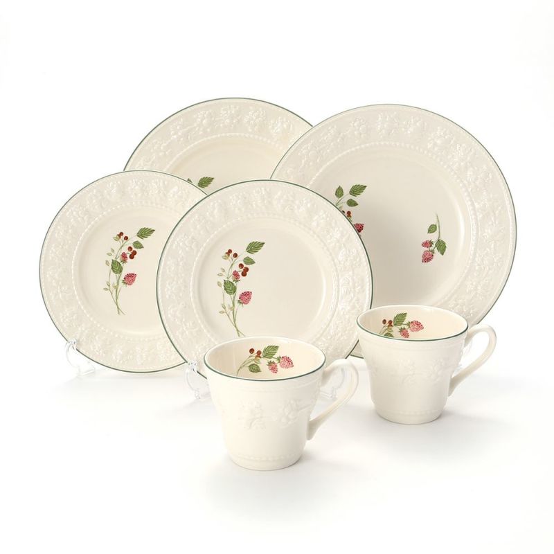 ウェッジウッド（Wedgwood） フェスティビティ スターターセット（マグ）（ラズベリー） ペア