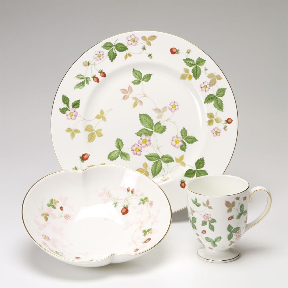 ウェッジウッド（Wedgwood） ワイルドストロベリー マグ＆プレート＆ボウル 3点セット