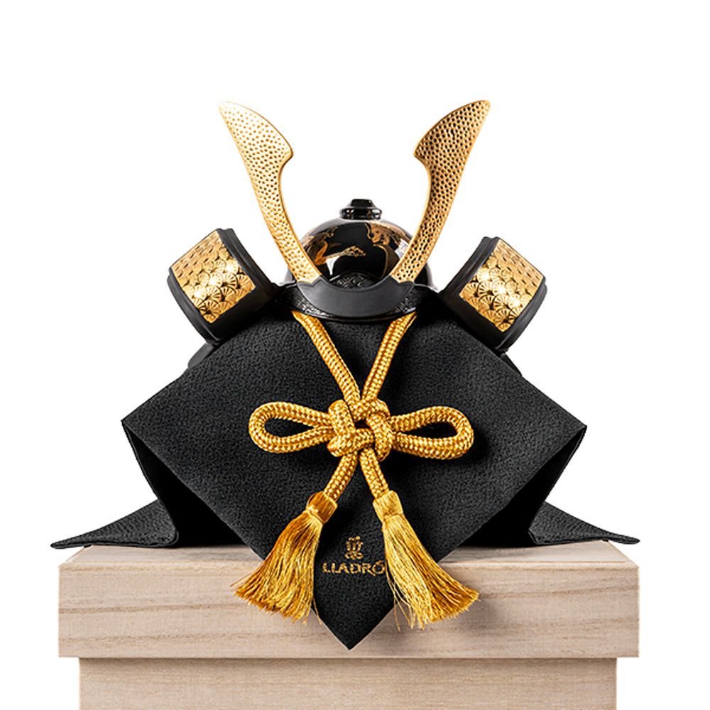 リヤドロ 兜 龍 13055 21×17×25cm 木製台座・袱紗付（限定500体）