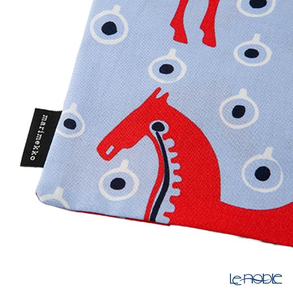 マリメッコ（marimekko）ムスタタンマ ファブリックバッグ43×43cm ライトブルー×レッド 075356-535／26SS