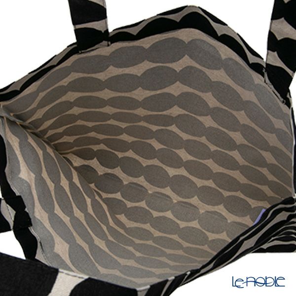 マリメッコ（marimekko） Rasymatto ラシィマット／使い込まれたラグ ファブリックバッグ ホワイト×ブラック 069995-198／20AW コットン