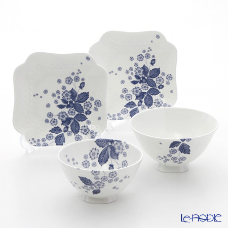 ウェッジウッド（Wedgwood） ストロベリーブルームインディゴ 夫婦茶碗＆スモールプレート 2枚 セット