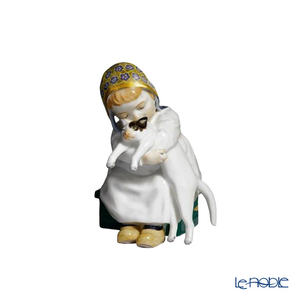 【メーカー取り寄せ商品】マイセン（Meissen） ヘンチェルの子供シリーズ ネコを抱く女の子 12cm 73367／900300